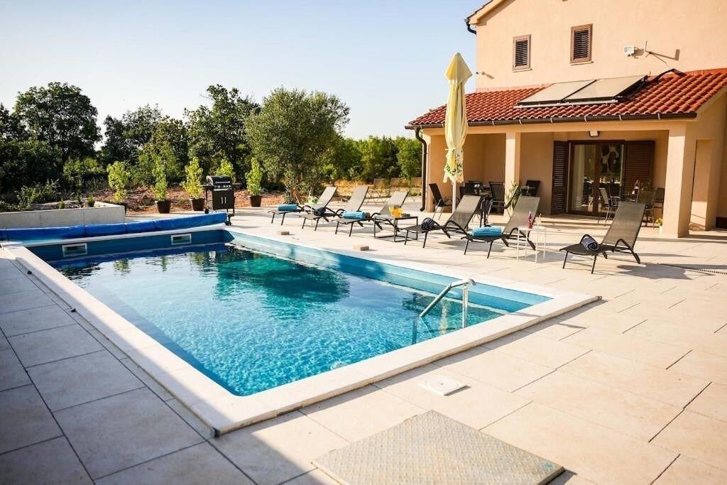 Photo of Outdoor in Drnis