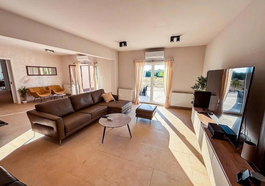Photo of Livingroom in Drnis