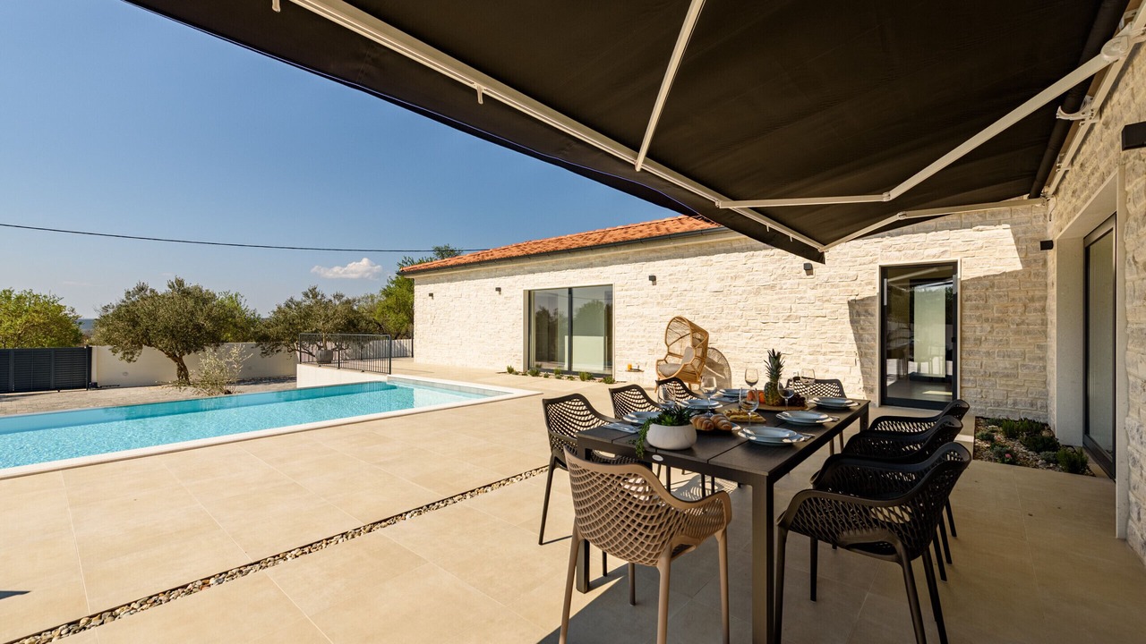 Photo of Outdoor in Tinj