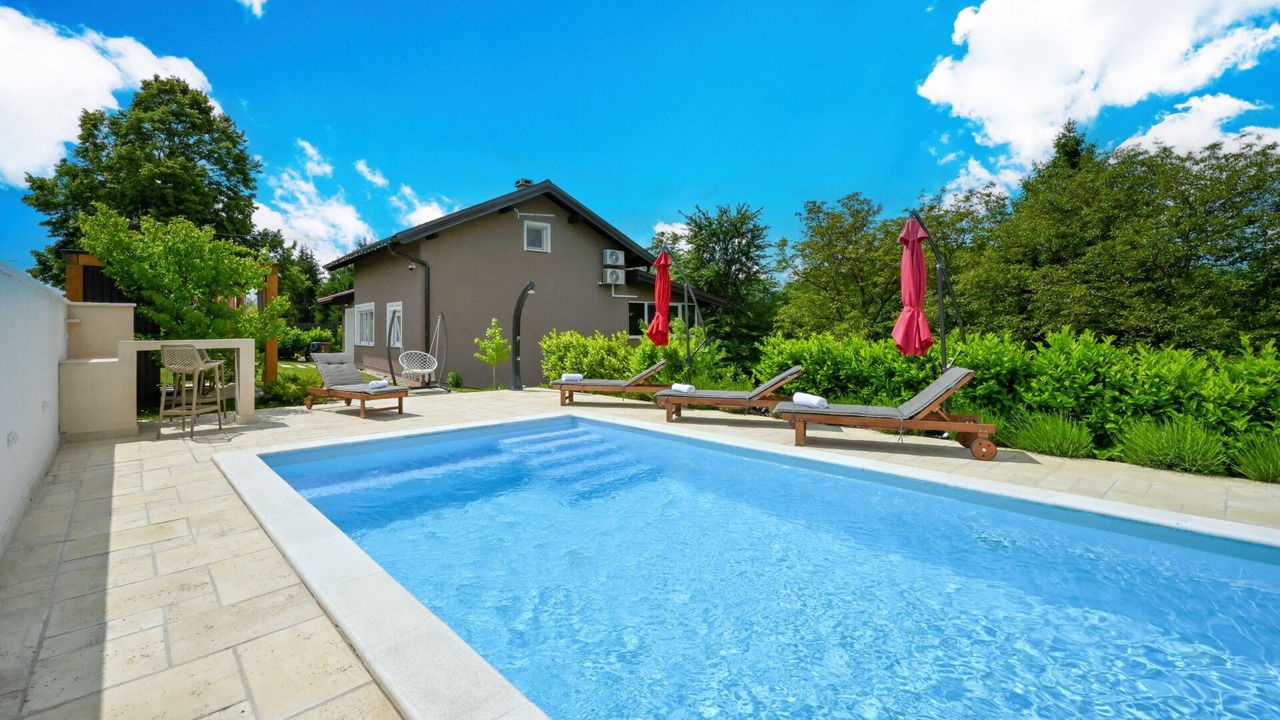 Photo of Outdoor in Preseka