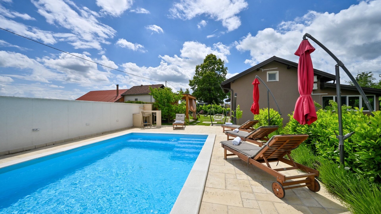 Photo of Outdoor in Preseka