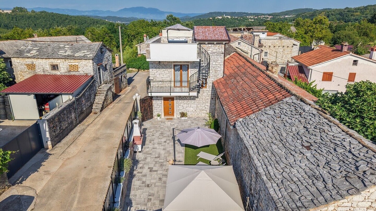 Photo of Outdoor in Pazin