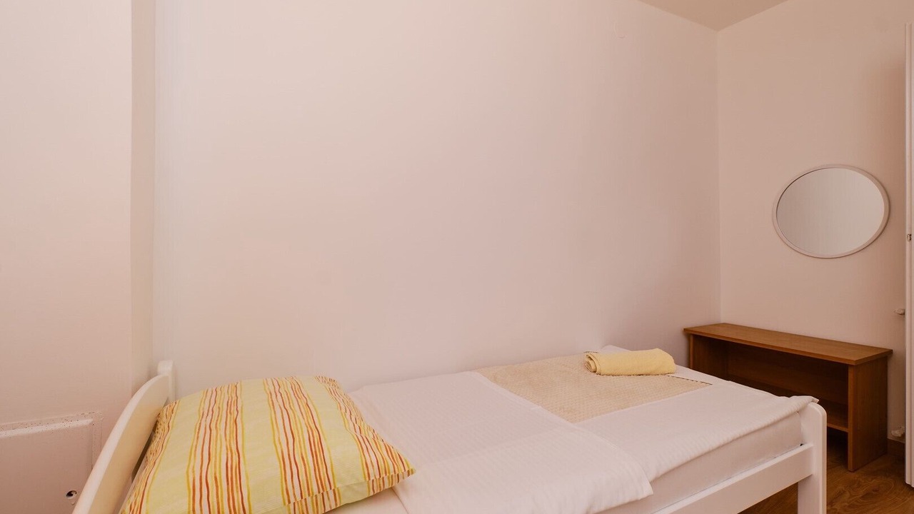 Photo of Bedroom in Cove Murtar