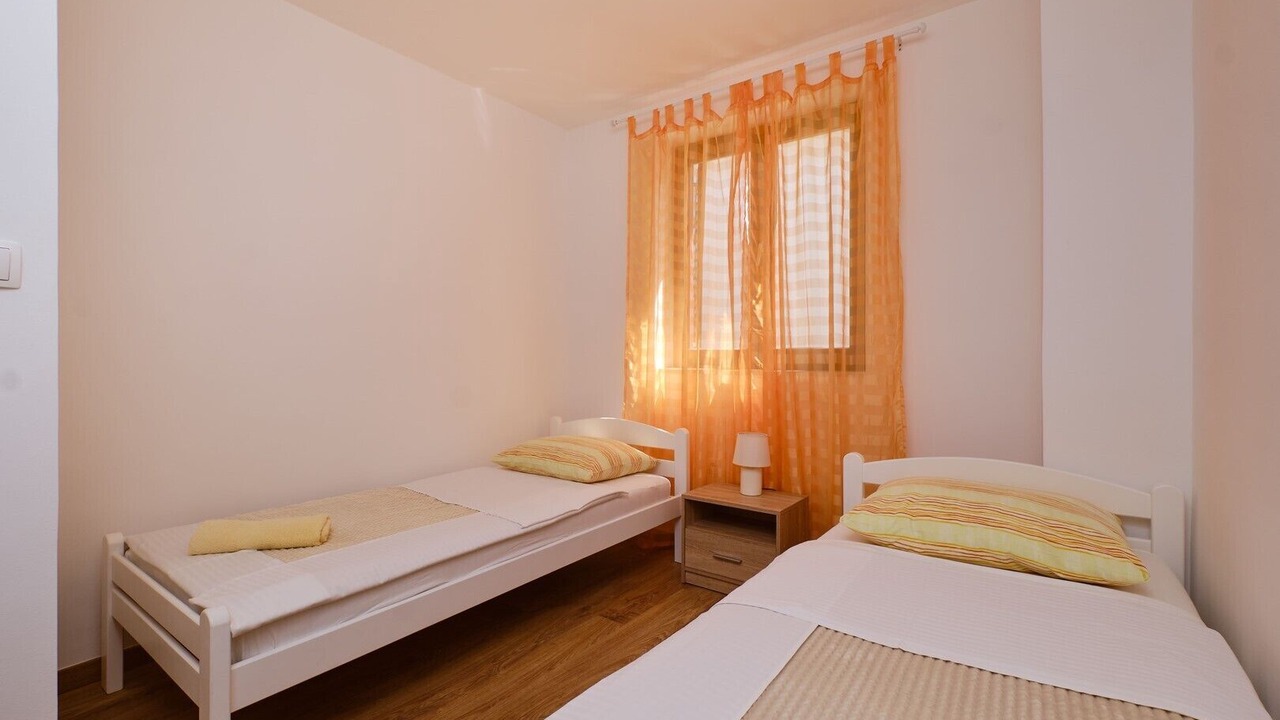 Photo of Bedroom in Cove Murtar