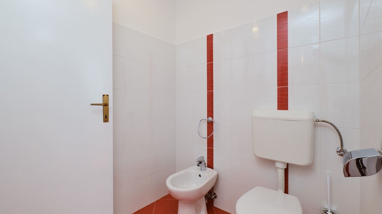 Photo of Bathroom in Cove Murtar