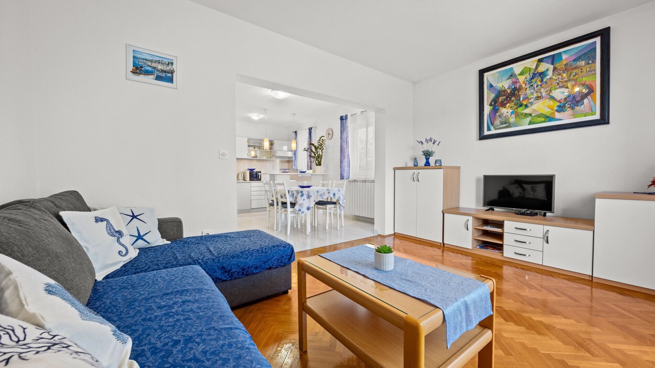 Photo of Livingroom in Suha Punta