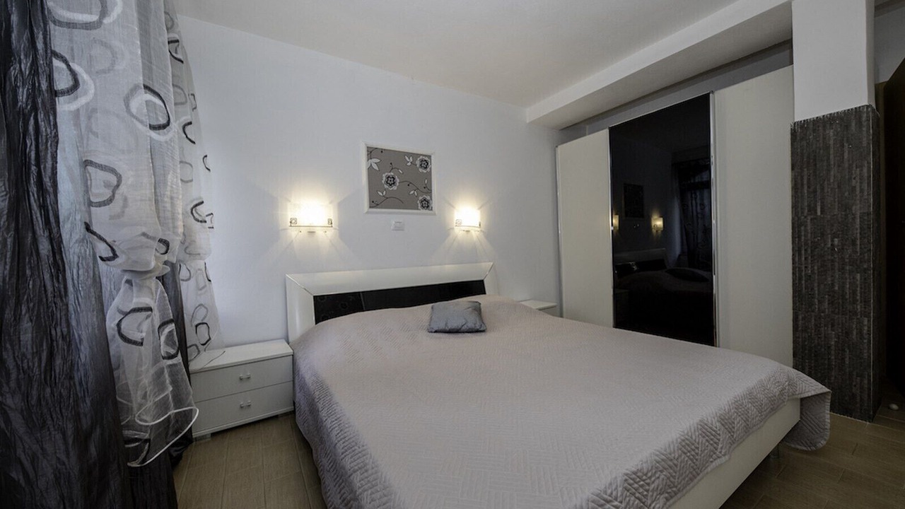 Photo of Bedroom in Suha Punta
