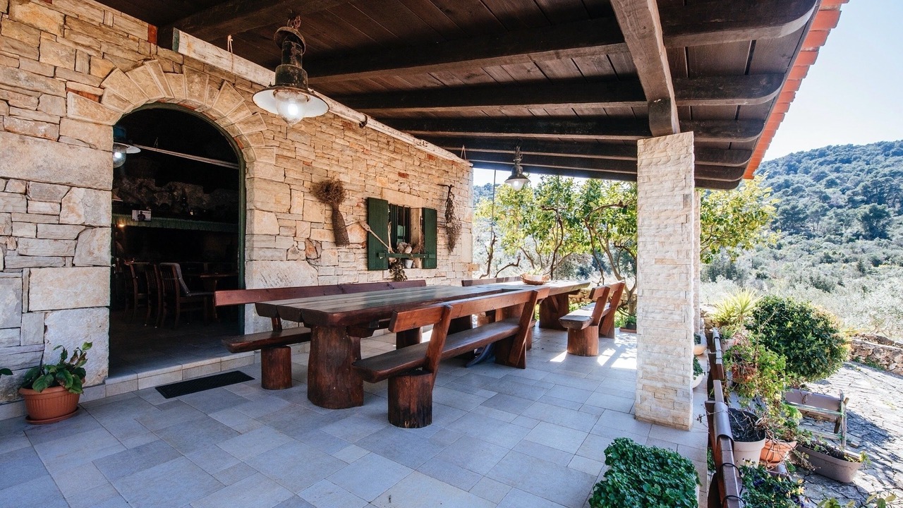 Photo of Outdoor in Iz