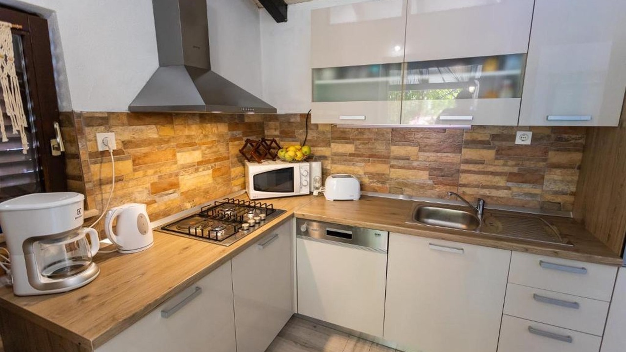 Photo of Kitchen in Cove Osibova (Milna)