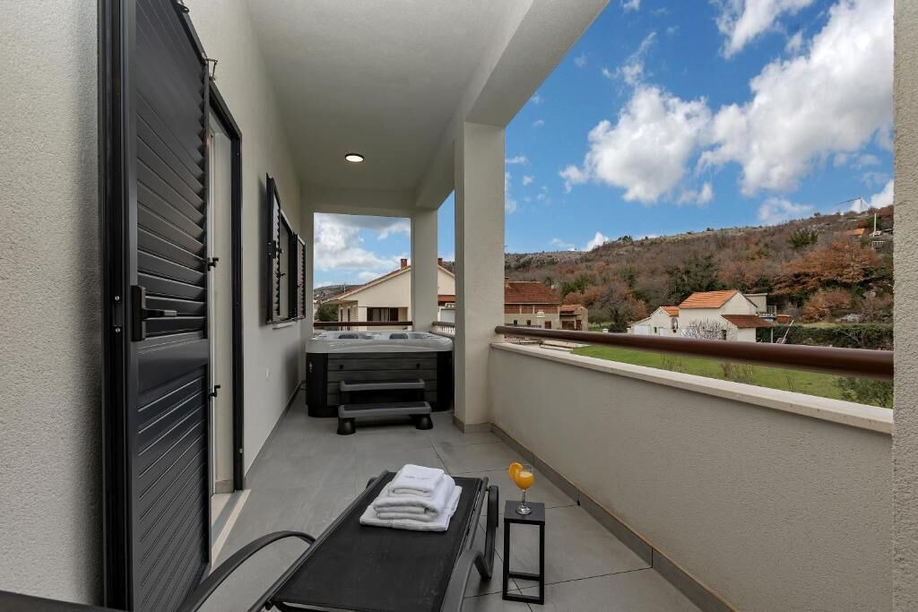 Photo of Patio Balcony in Sestanovac