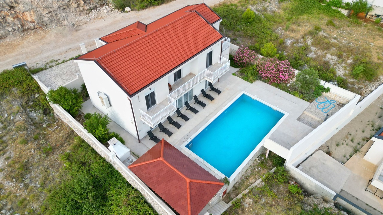 Photo of Outdoor in Ravno