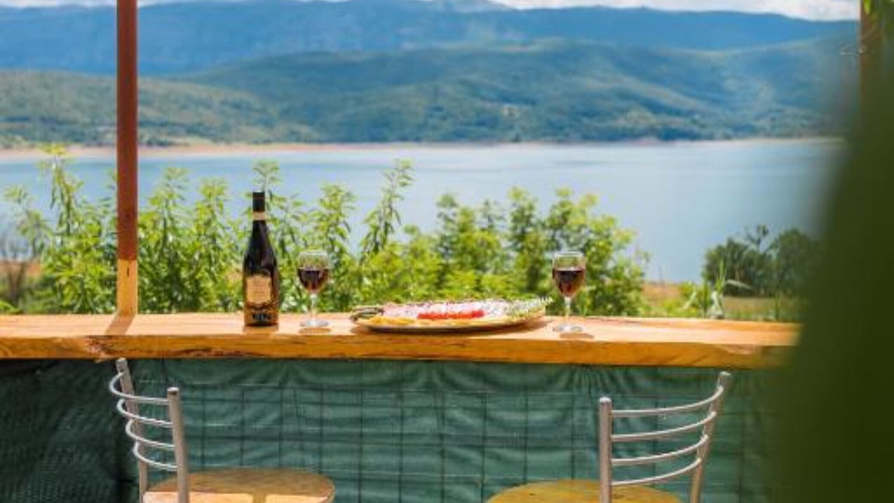 Photo of Patio Balcony in Garjak