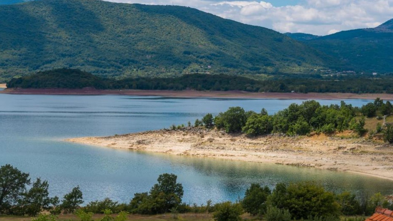 Photo of Outdoor in Garjak