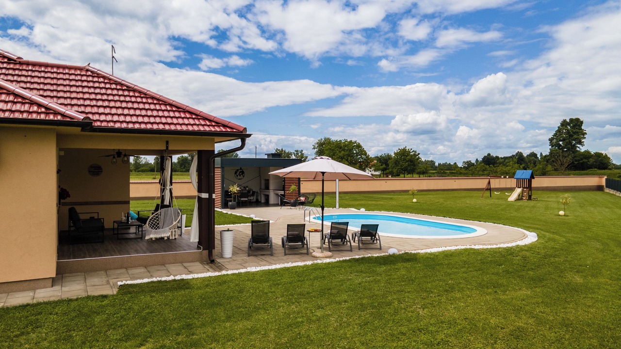 Photo of Outdoor in Pitomaca