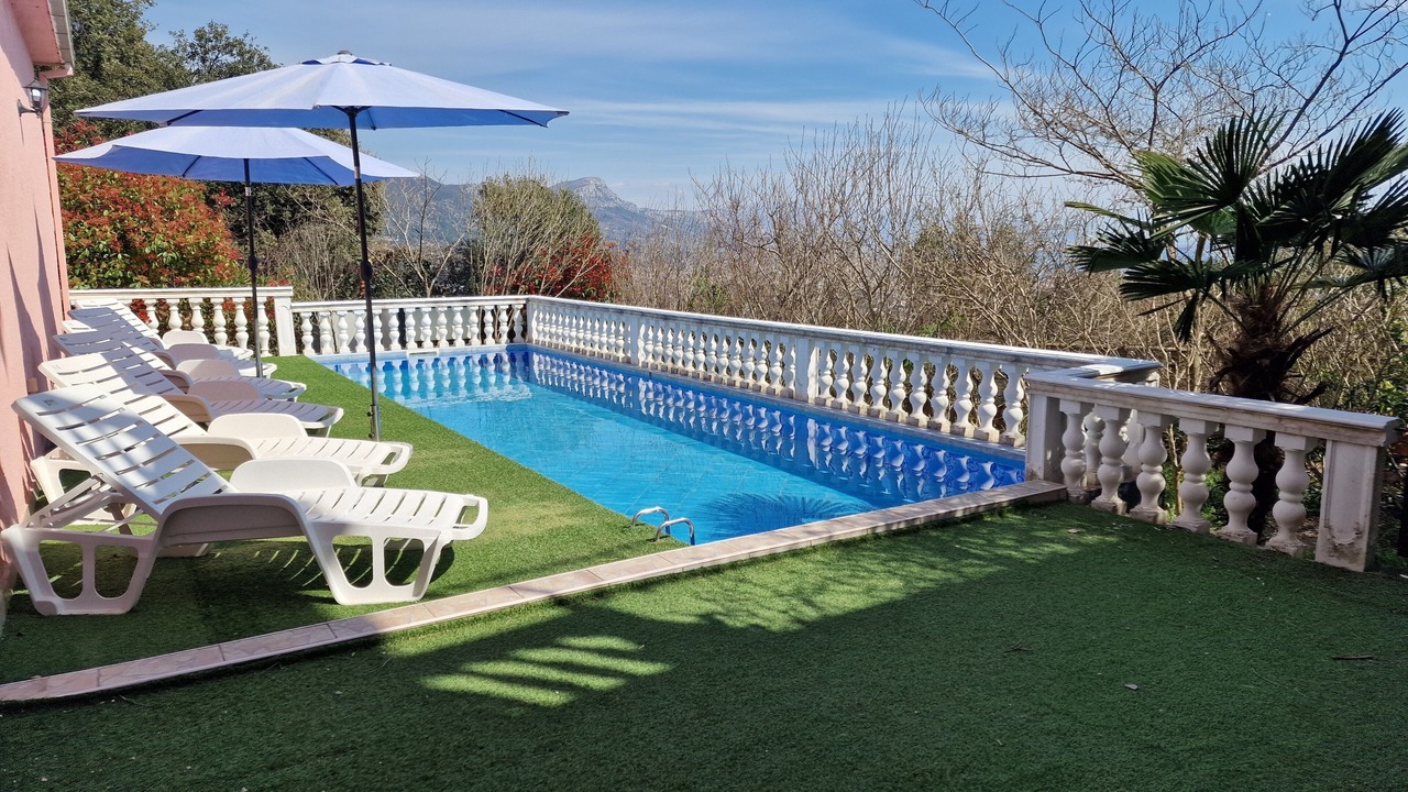 Photo of Outdoor in Rudine