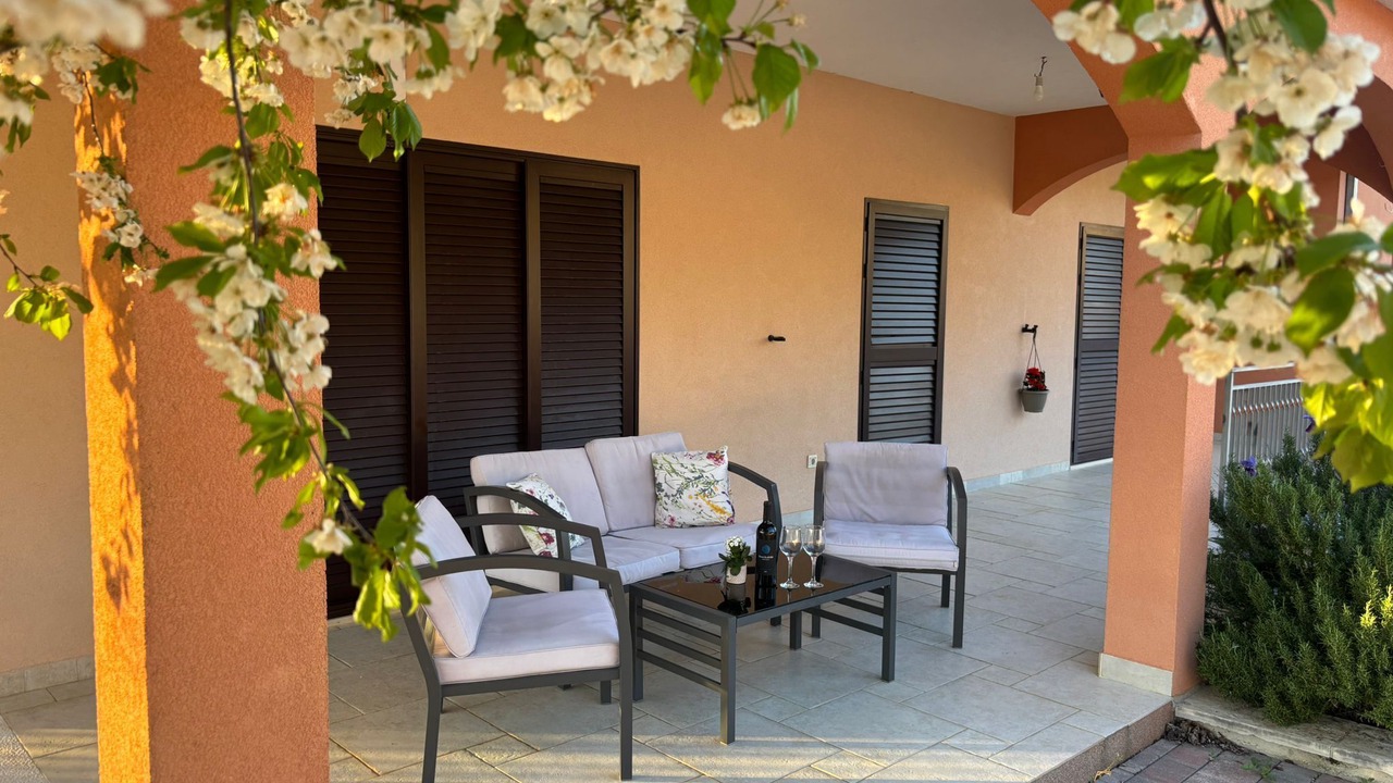 Photo of Patio Balcony in Municipality of Klis