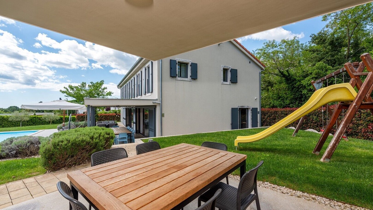 Photo of Outdoor in Lasici