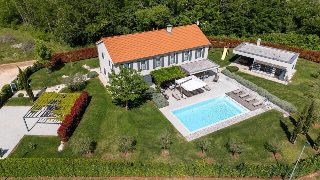 Photo of Outdoor in Lasici