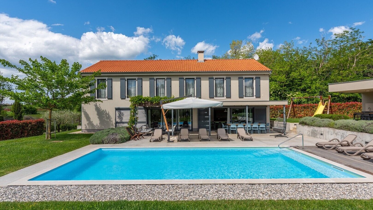 Photo of Outdoor in Lasici