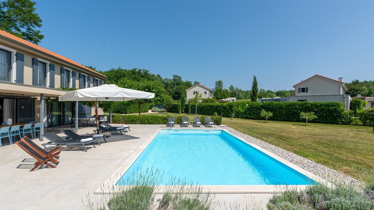 Photo of Outdoor in Lasici
