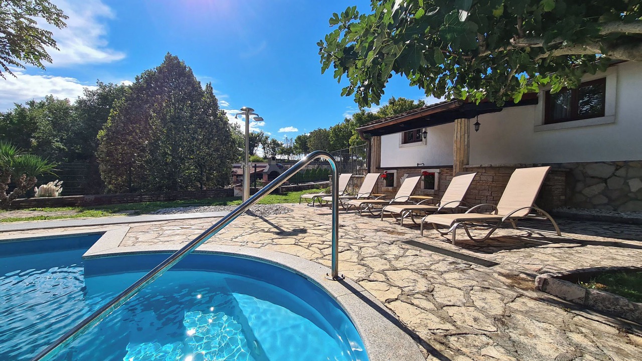 Photo of Outdoor in Prkacini