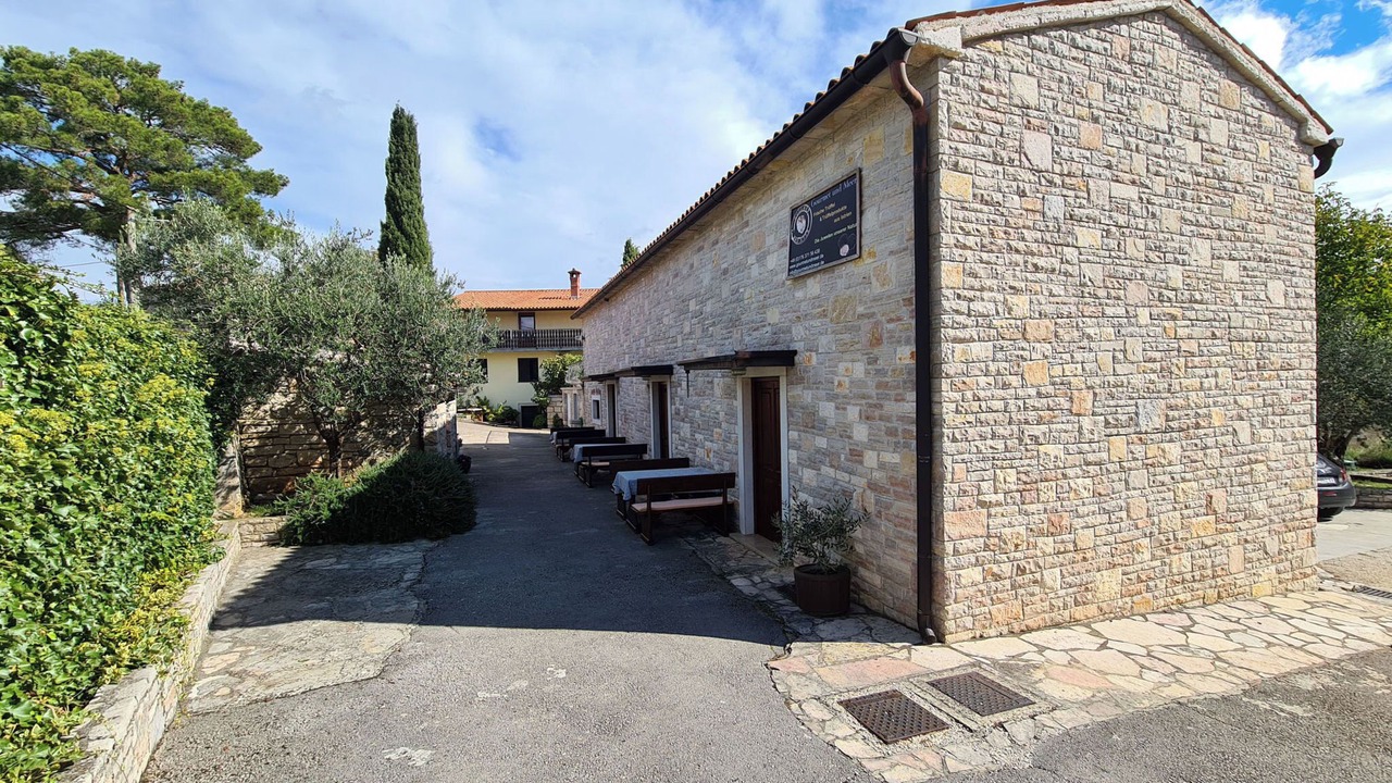 Photo of Others in Prkacini