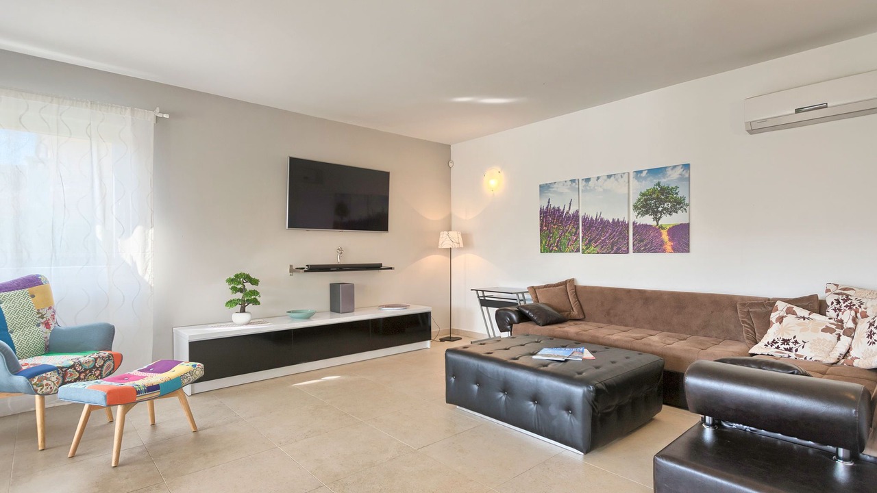Photo of Livingroom in Muzini