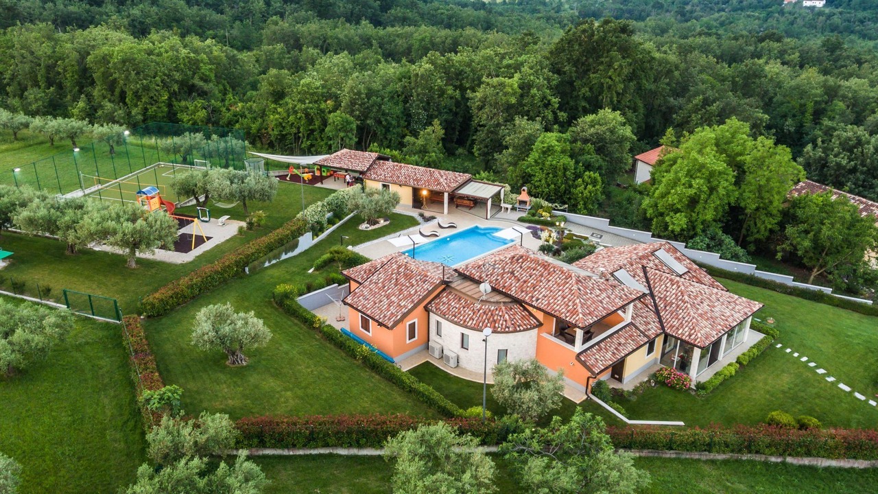 Photo of Outdoor in Materada