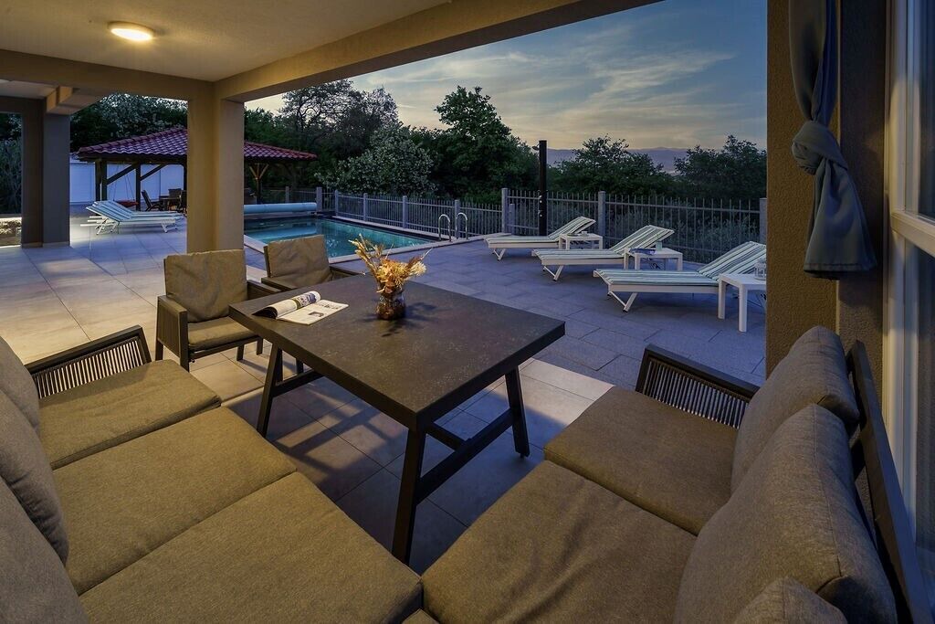 Photo of Patio Balcony in Risika