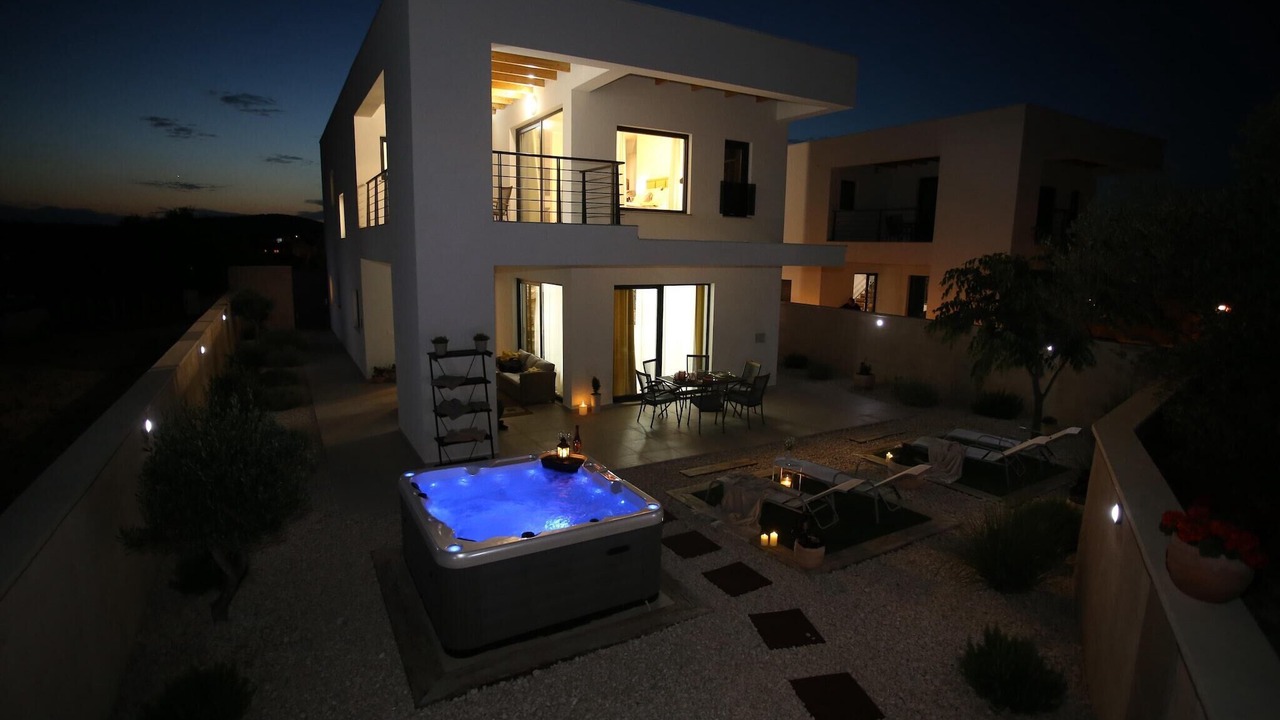 Photo of Outdoor in Jezera