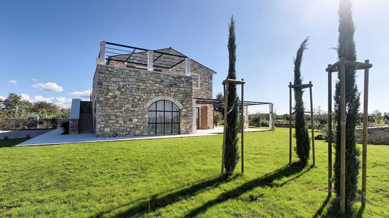 Photo of Outdoor in Finida