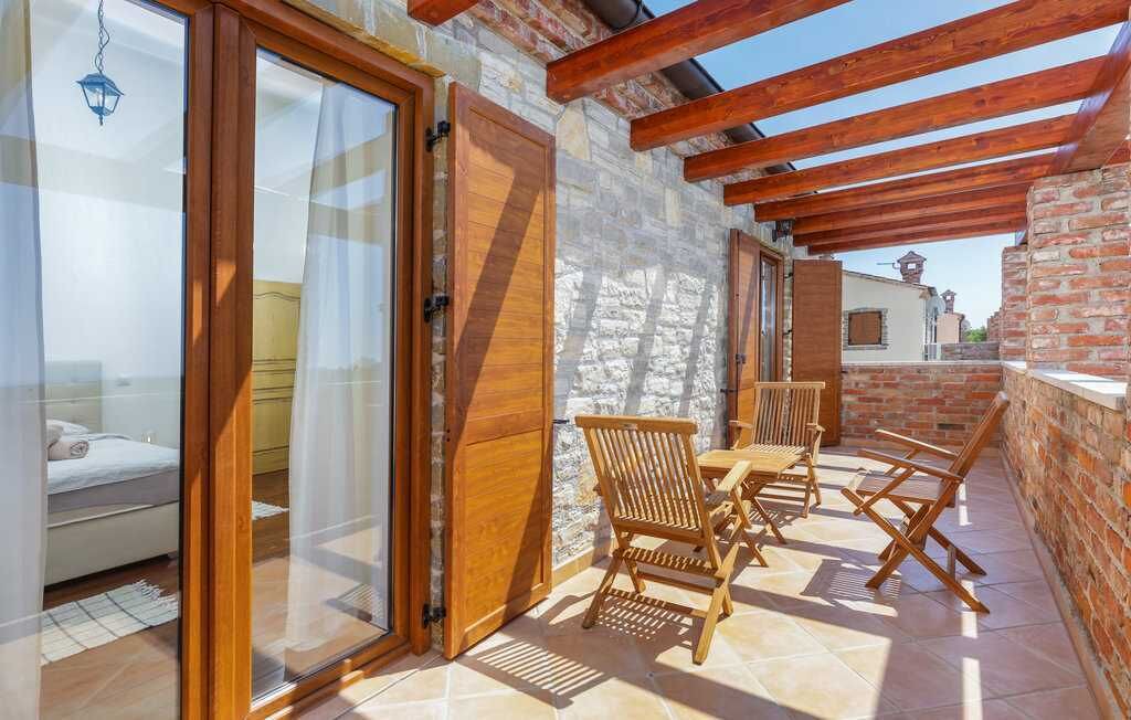 Photo of Patio Balcony in Cabrunici