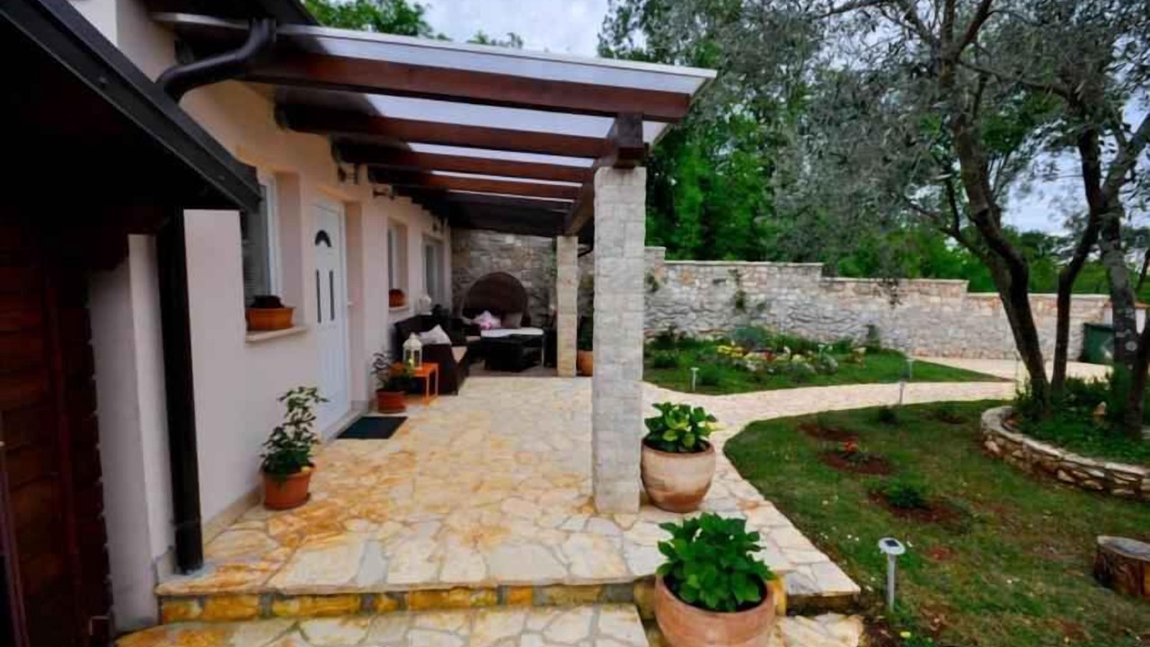 Photo of Patio Balcony in Murine