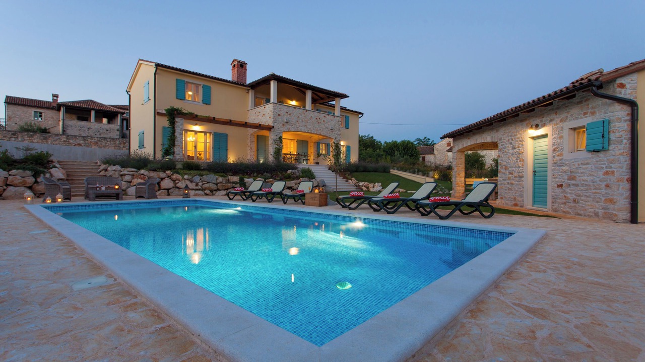 Photo of Outdoor in Heraki