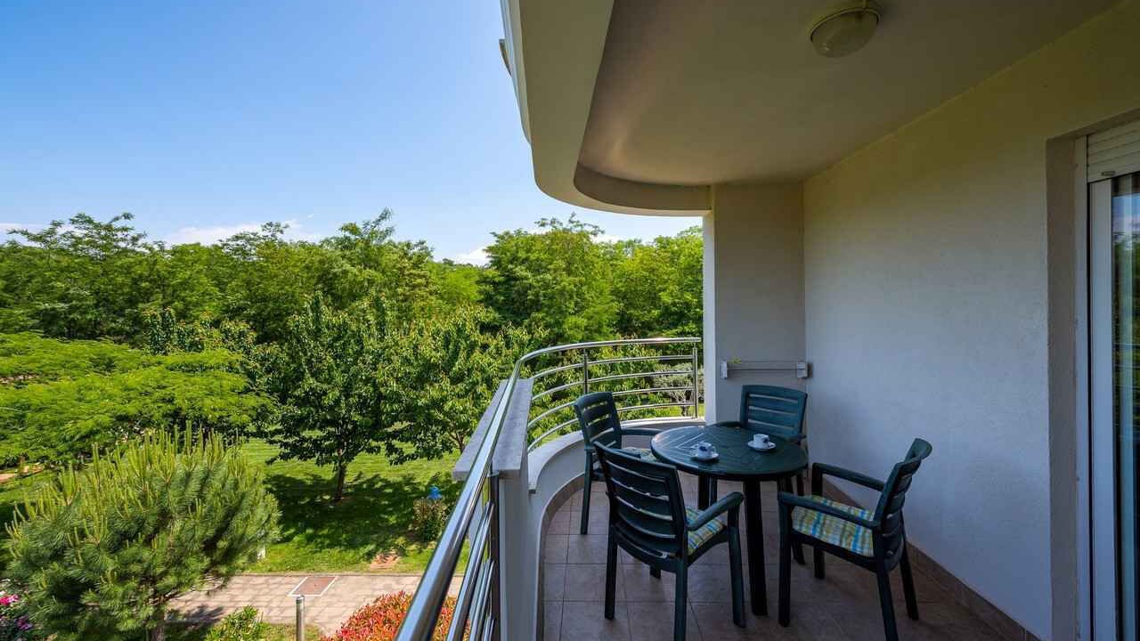 Photo of Outdoor in Monterol