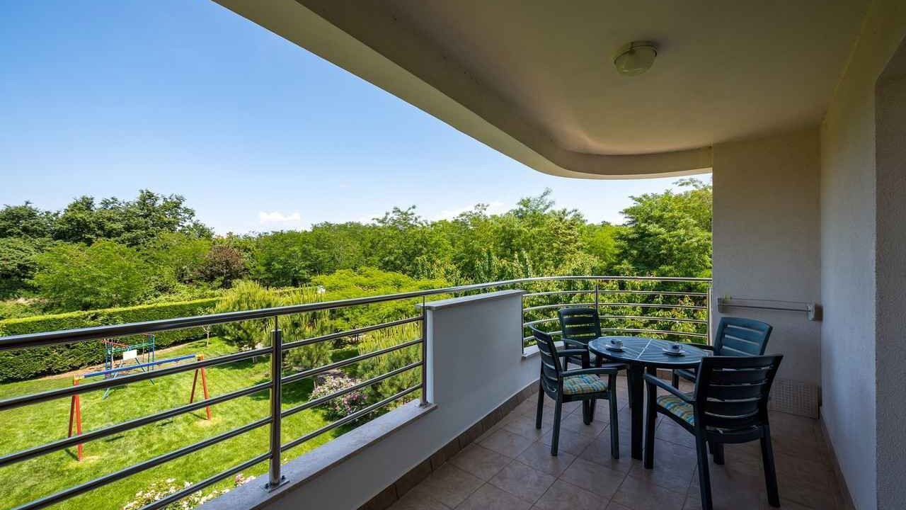 Photo of Outdoor in Monterol