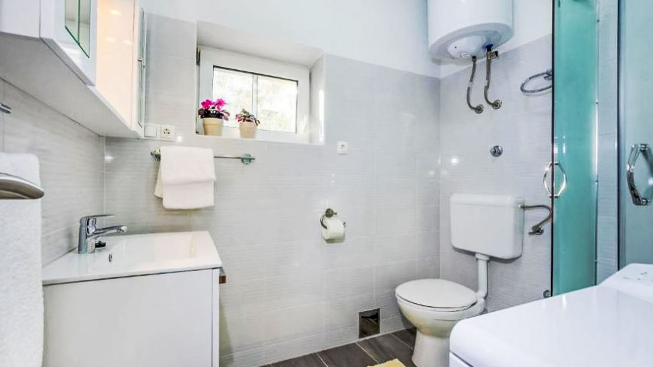 Photo of Bathroom in Sukosan