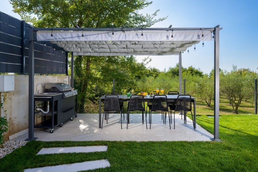 Photo of Outdoor in Stifanici
