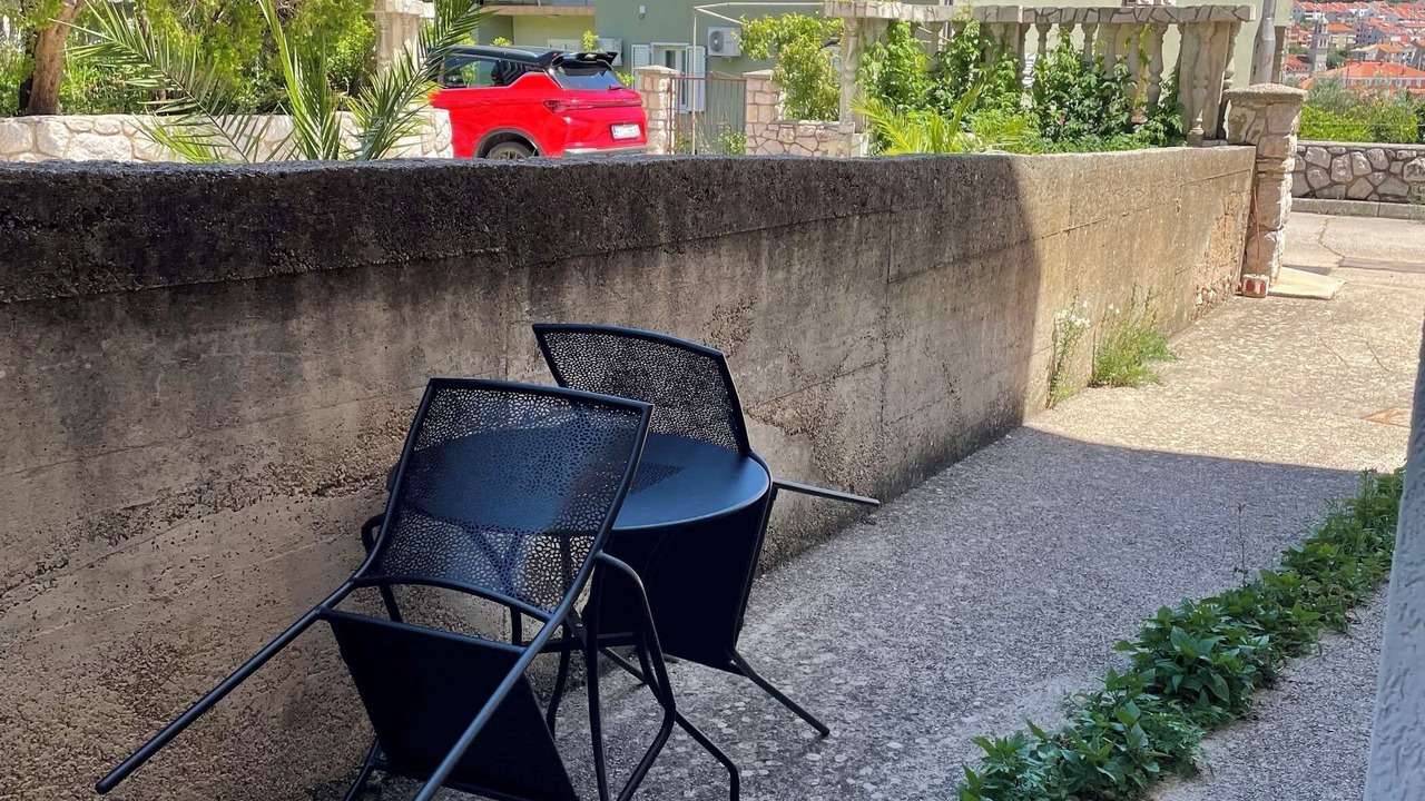 Photo of Outdoor in Cres