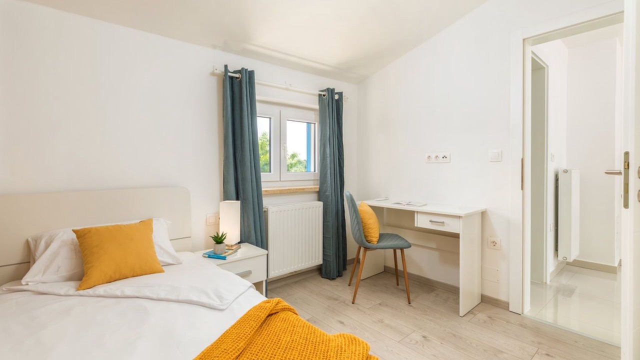 Photo of Bedroom in Gajana