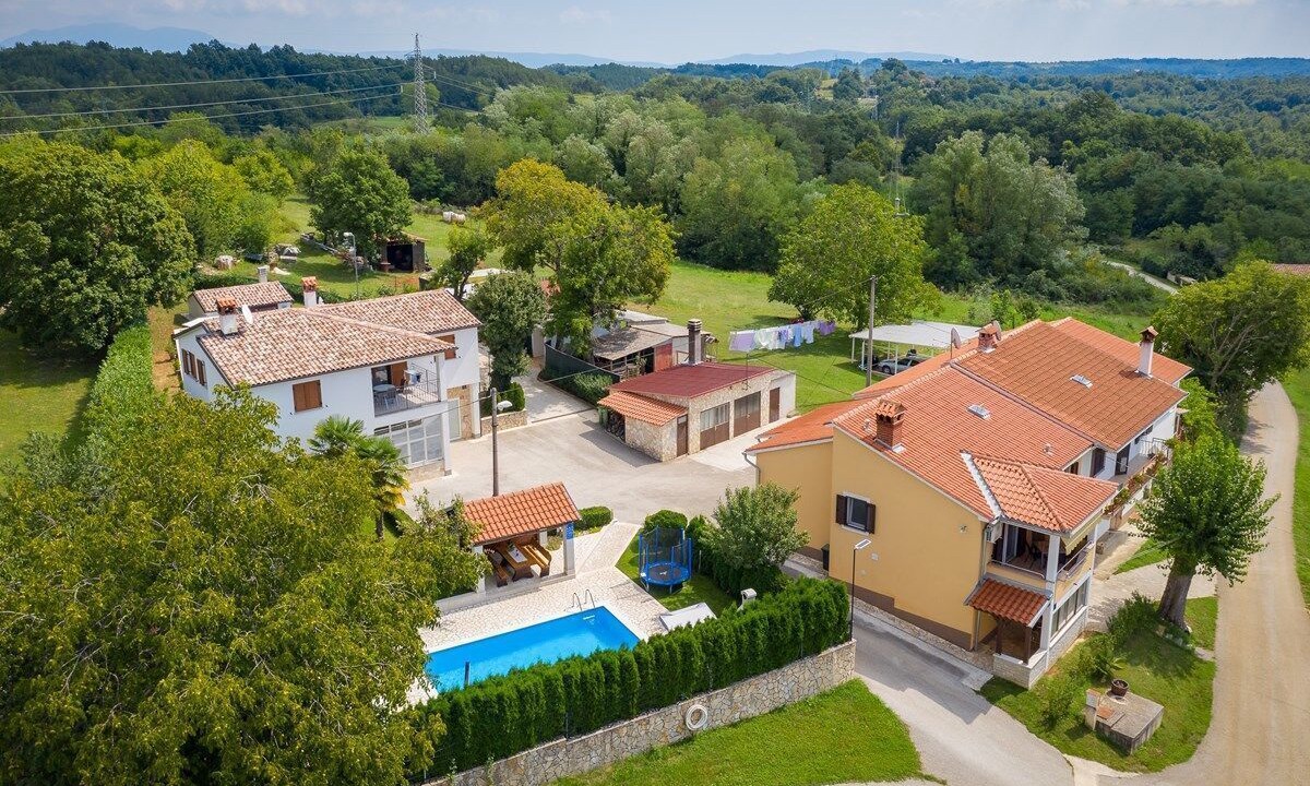 Photo of Outdoor in Lindar