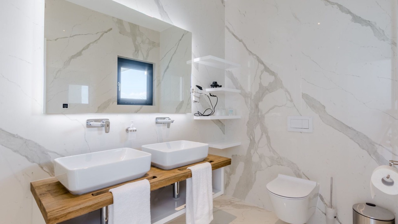 Photo of Bathroom in Sutivan