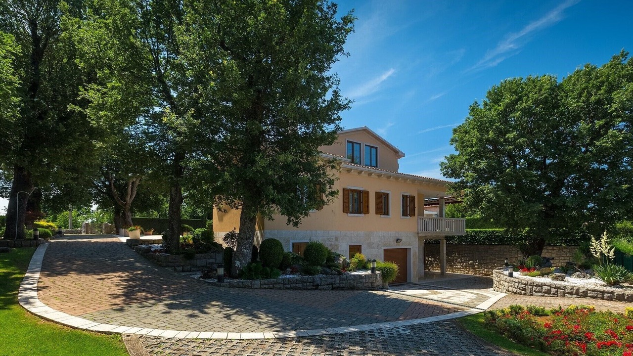 Photo of Outdoor in Presika