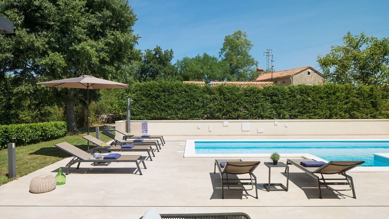 Photo of Outdoor in Vinez