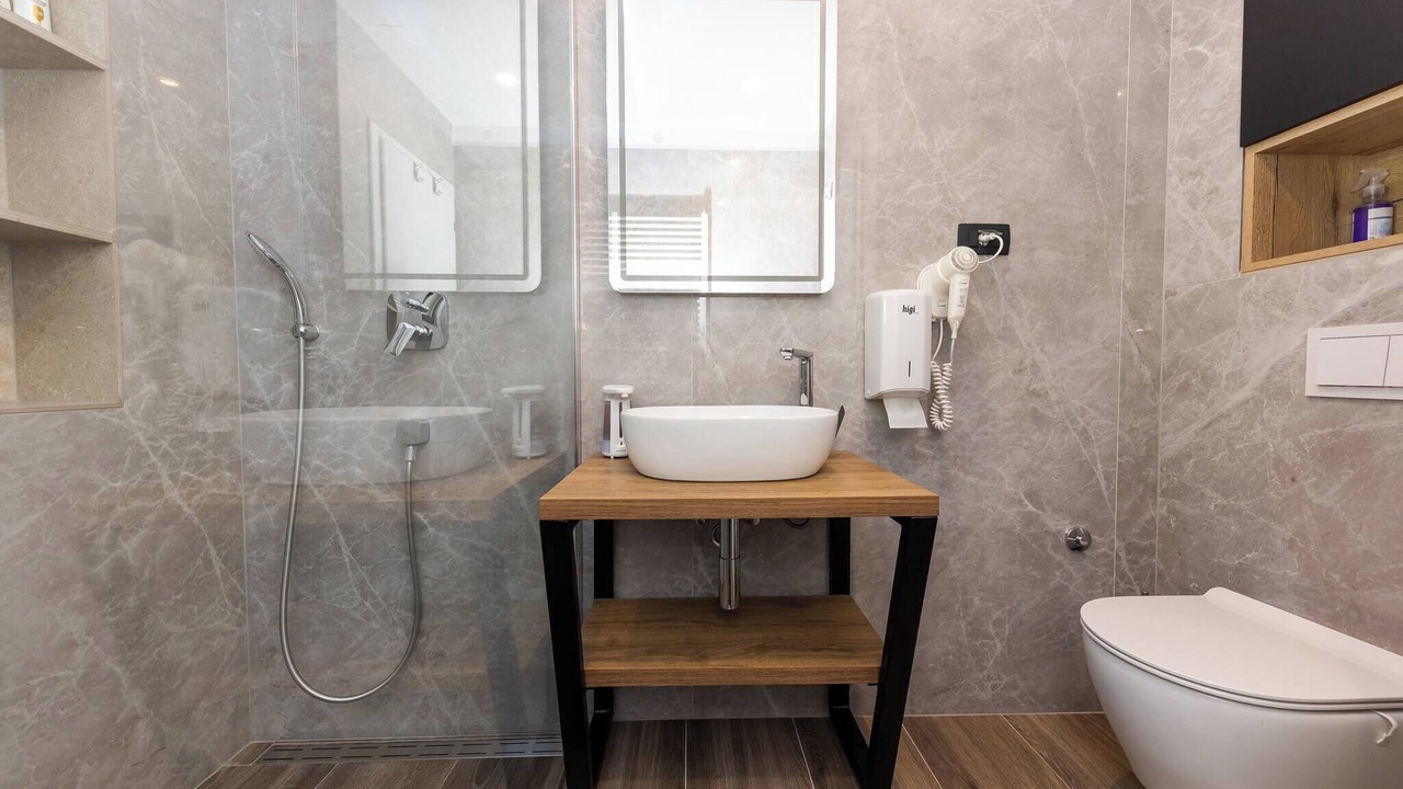 Photo of Bathroom in Businci