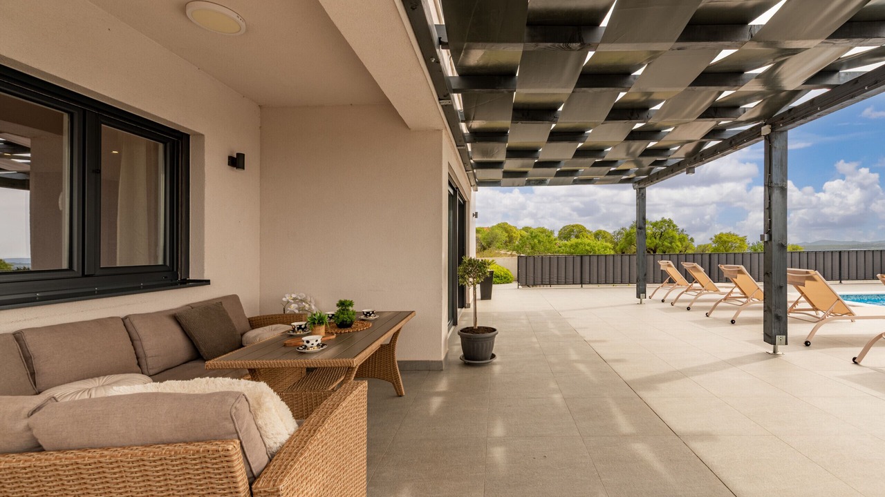 Photo of Outdoor in Tinj