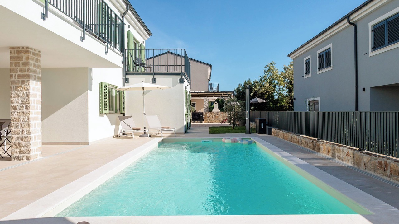 Photo of Outdoor in Farini