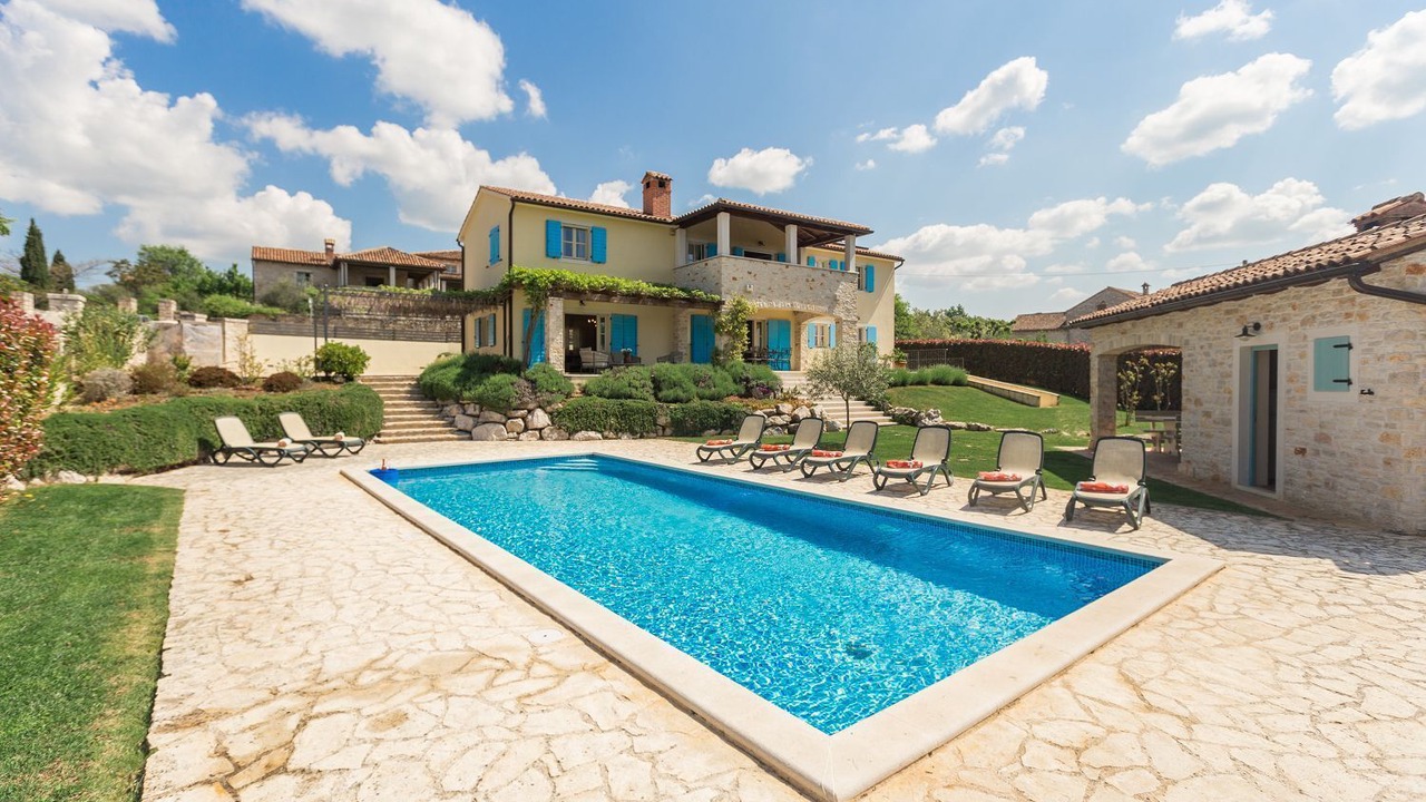 Photo of Outdoor in Heraki