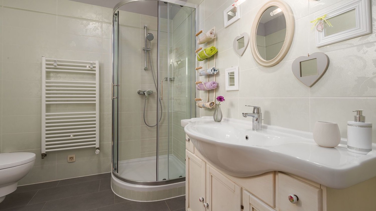 Photo of Bathroom in Heraki