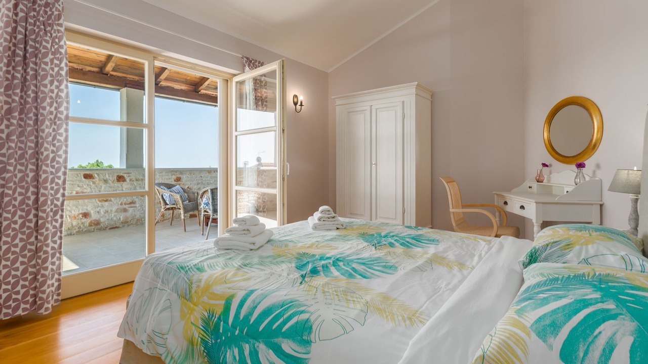 Photo of Bedroom in Heraki